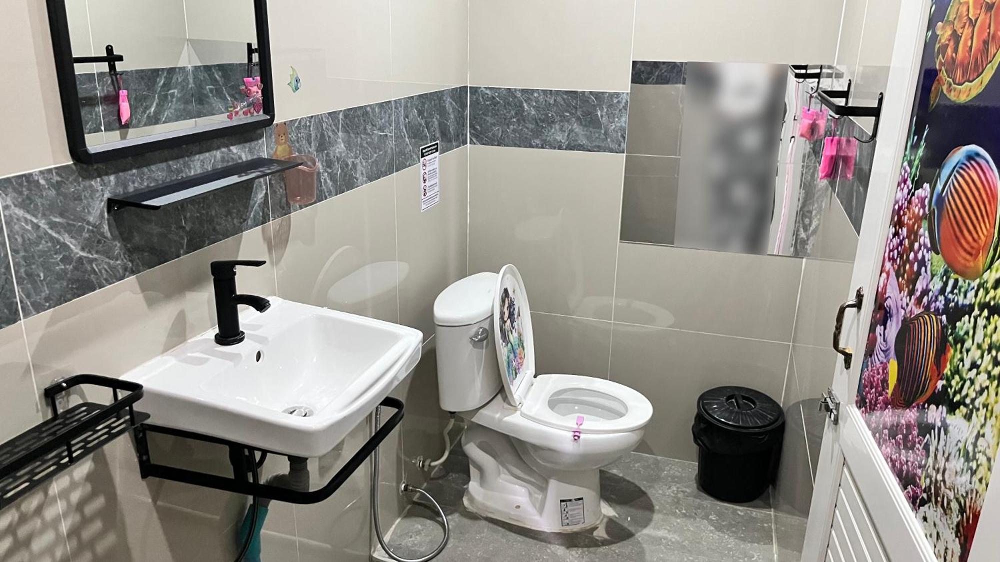 בנגקוק Pa Chalermchai Guesthouse מראה חיצוני תמונה